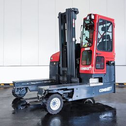 Combilift C4000 Vierwegestapler