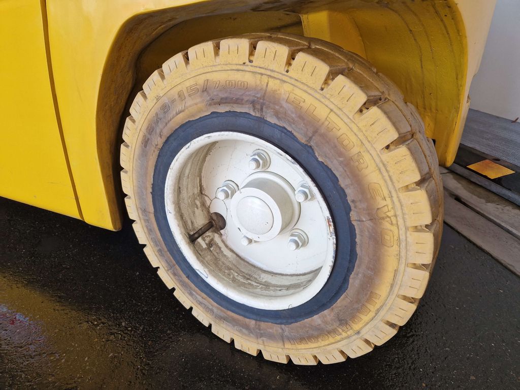 Frontstapler gebraucht: Yale 4-Rad Elektrostapler ERP50VM6 Yale ERP50VM6 4-Rad Elektrostapler