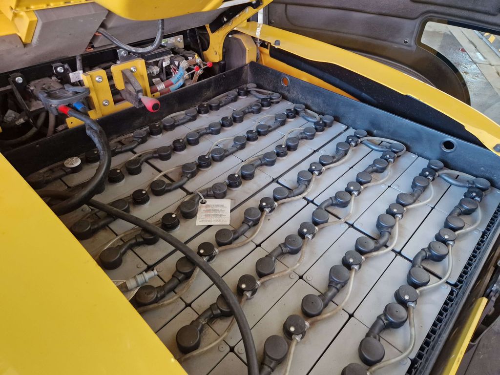 Frontstapler gebraucht: Yale 4-Rad Elektrostapler ERP50VM6 Yale ERP50VM6 4-Rad Elektrostapler