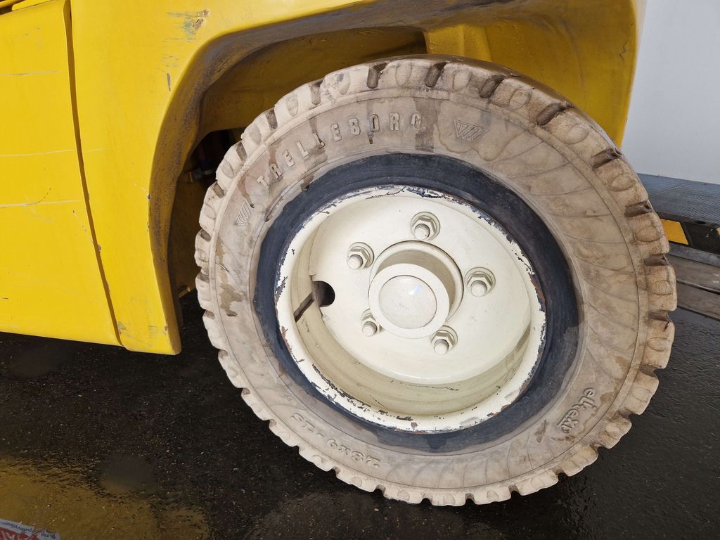 Frontstapler gebraucht: Yale 4-Rad Elektrostapler ERP50VM6 Yale ERP50VM6 4-Rad Elektrostapler