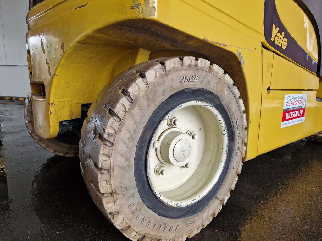 Frontstapler gebraucht: Yale 4-Rad Elektrostapler ERP50VM6 Yale ERP50VM6 4-Rad Elektrostapler