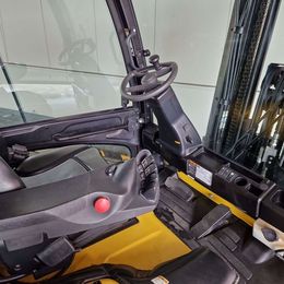 Frontstapler gebraucht: Yale 4-Rad Elektrostapler ERP50VM6 Yale ERP50VM6 4-Rad Elektrostapler