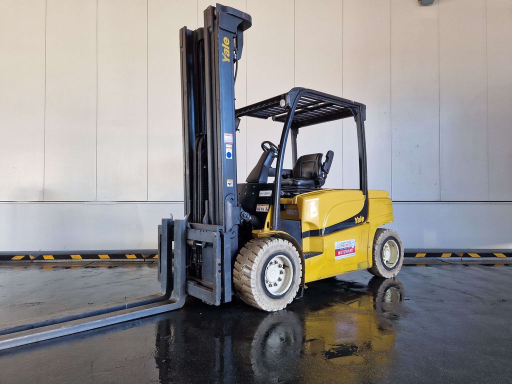 Frontstapler gebraucht: Yale 4-Rad Elektrostapler ERP50VM6 Yale ERP50VM6 4-Rad Elektrostapler