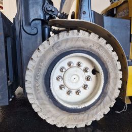 Frontstapler gebraucht: Yale 4-Rad Elektrostapler ERP50VM6 Yale ERP50VM6 4-Rad Elektrostapler