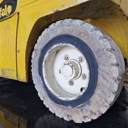 Frontstapler gebraucht: Yale 4-Rad Elektrostapler ERP50VM6 Yale ERP50VM6 4-Rad Elektrostapler