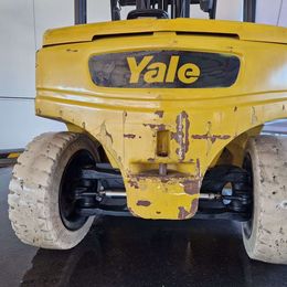 Frontstapler gebraucht: Yale 4-Rad Elektrostapler ERP50VM6 Yale ERP50VM6 4-Rad Elektrostapler