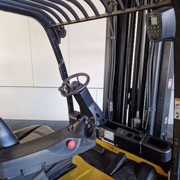 Frontstapler gebraucht: Yale 4-Rad Elektrostapler ERP50VM6 Yale ERP50VM6 4-Rad Elektrostapler