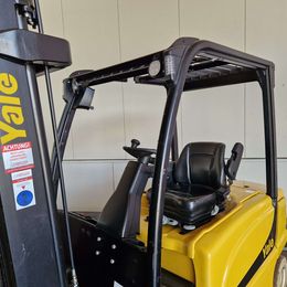 Frontstapler gebraucht: Yale 4-Rad Elektrostapler ERP35VL. Yale ERP35VL. 4-Rad Elektrostapler