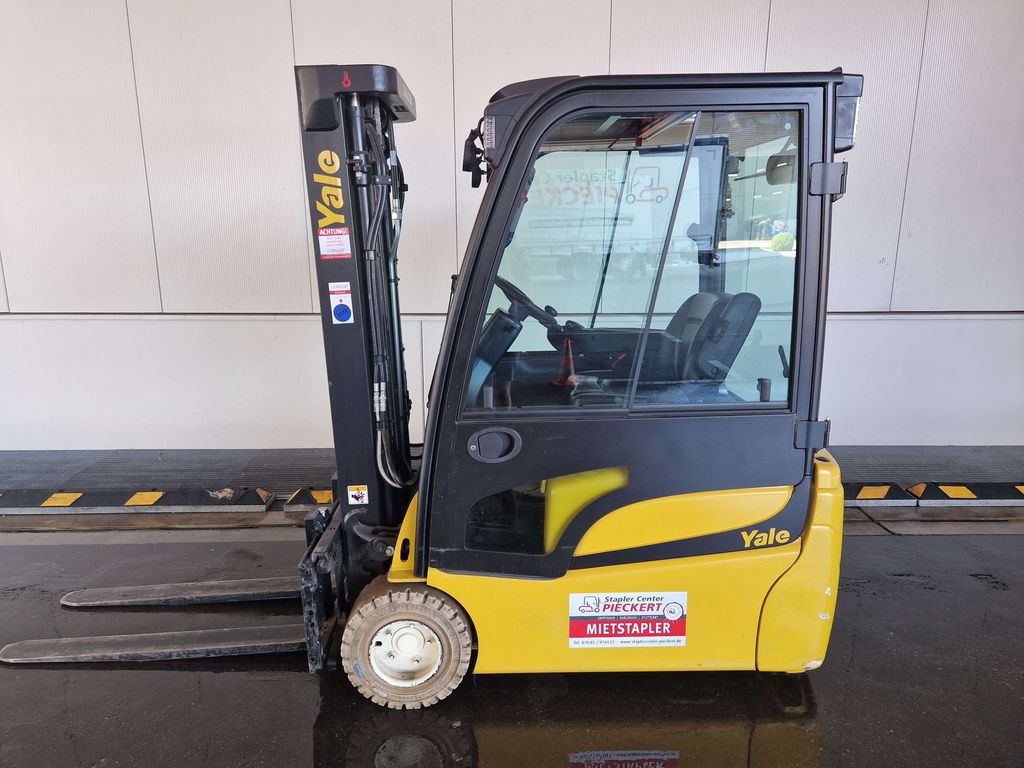 Frontstapler gebraucht: Yale 3-Rad Elektrostapler ERP20VT(MWB). Yale ERP20VT(MWB). 3-Rad Elektrostapler