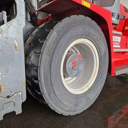 Kalmar DCG120-6 Dieselstapler