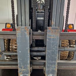 Kalmar ECG80-9. 4-Rad Elektrostapler