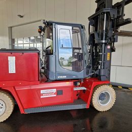 Kalmar ECG80-9. 4-Rad Elektrostapler