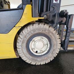 Yale ERP15VC. 3-Rad Elektrostapler