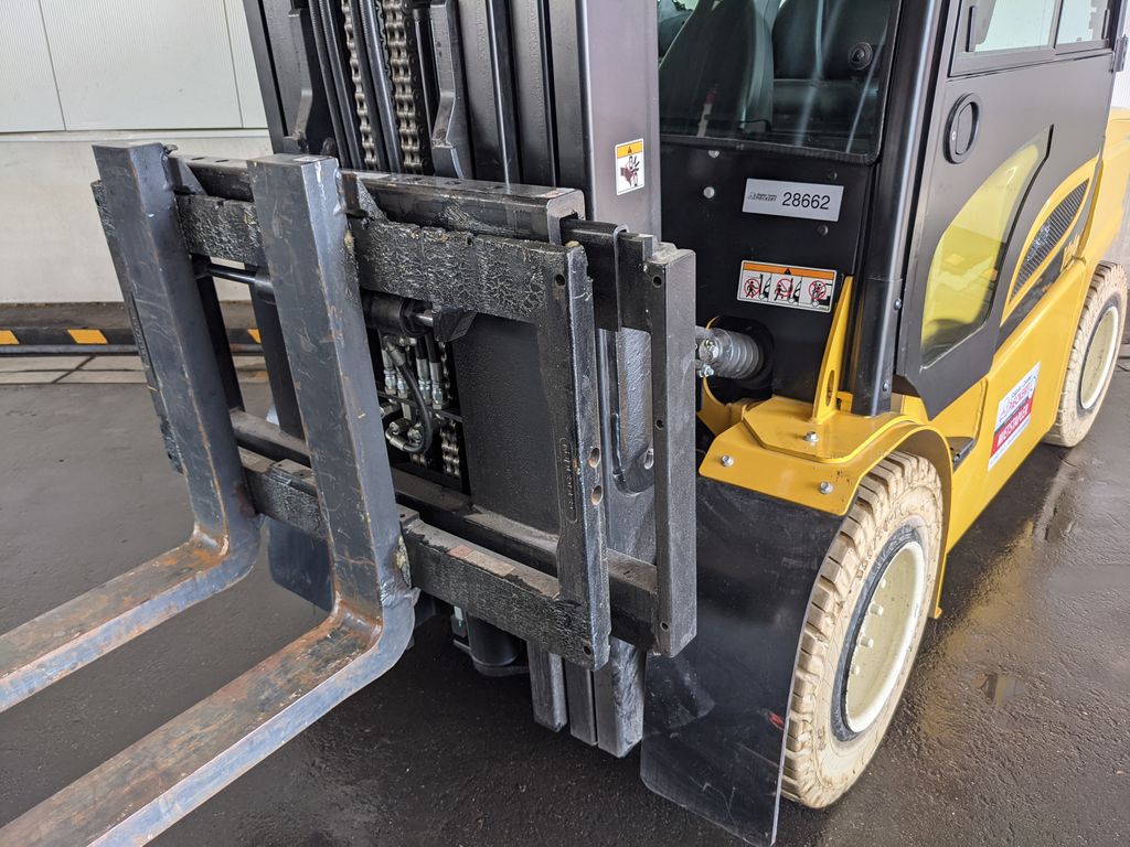 Frontstapler gebraucht: Yale 4-Rad Elektrostapler ERP55VM6 Yale ERP55VM6 4-Rad Elektrostapler