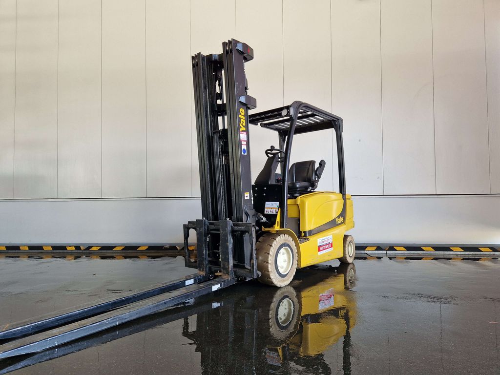 Frontstapler gebraucht: Yale 4-Rad Elektrostapler ERP35VL Yale ERP35VL 4-Rad Elektrostapler