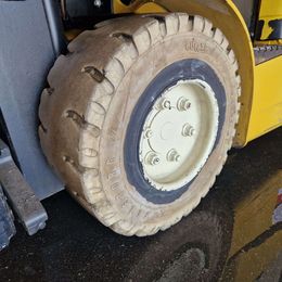 Frontstapler gebraucht: Yale 4-Rad Elektrostapler ERP35VL Yale ERP35VL 4-Rad Elektrostapler