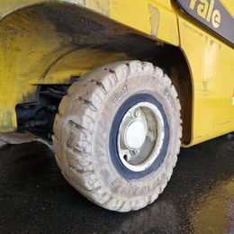 Yale ERP35VL 4-Rad Elektrostapler