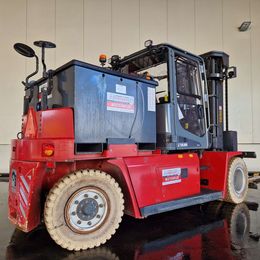 Kalmar ECG80-9 4-Rad Elektrostapler