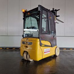 Yale ERP20VF (MWB). 4-Rad Elektrostapler