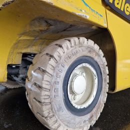 Yale ERP35VL 4-Rad Elektrostapler