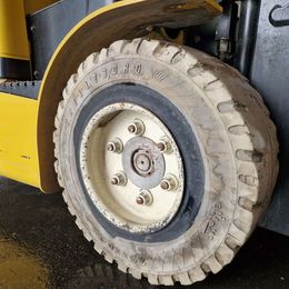 Yale ERP35VL 4-Rad Elektrostapler