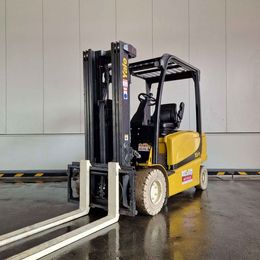 Yale ERP35VL. 4-Rad Elektrostapler