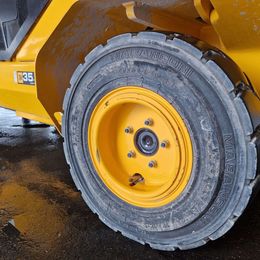 JCB 35D 4x4 Teleskopstapler starr