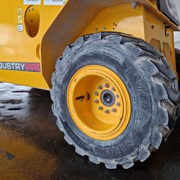 JCB 35D 4x4 Teleskopstapler starr