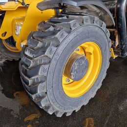 JCB 525-60 Teleskopstapler starr