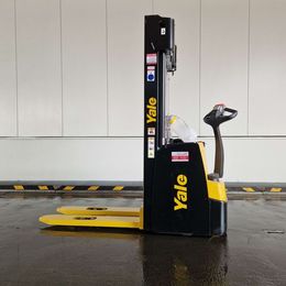 Yale MS16AC. Hochhubwagen