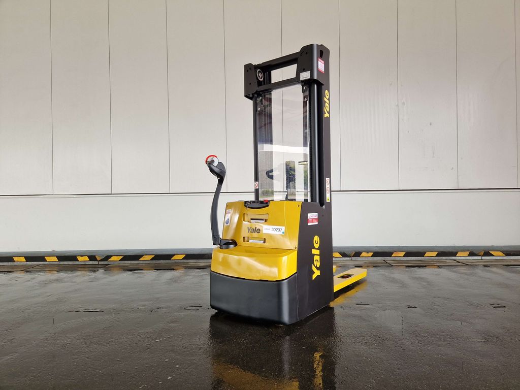 Gabelhochhubwagen gebraucht: Yale Hochhubwagen MS16AC Yale MS16AC Hochhubwagen