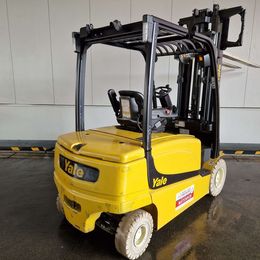 Yale ERP35VL 4-Rad Elektrostapler