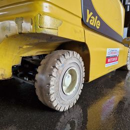 Yale ERP35VL 4-Rad Elektrostapler