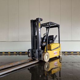 Yale ERP20VF 4-Rad Elektrostapler