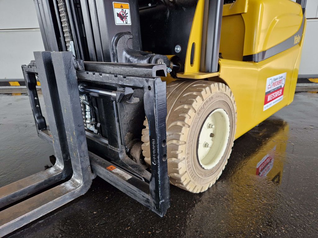 Frontstapler gebraucht: Yale 3-Rad Elektrostapler ERP20VT(MWB) Yale ERP20VT(MWB) 3-Rad Elektrostapler