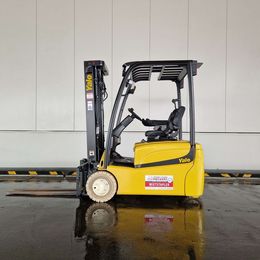 Frontstapler gebraucht: Yale 3-Rad Elektrostapler ERP20VT(MWB) Yale ERP20VT(MWB) 3-Rad Elektrostapler