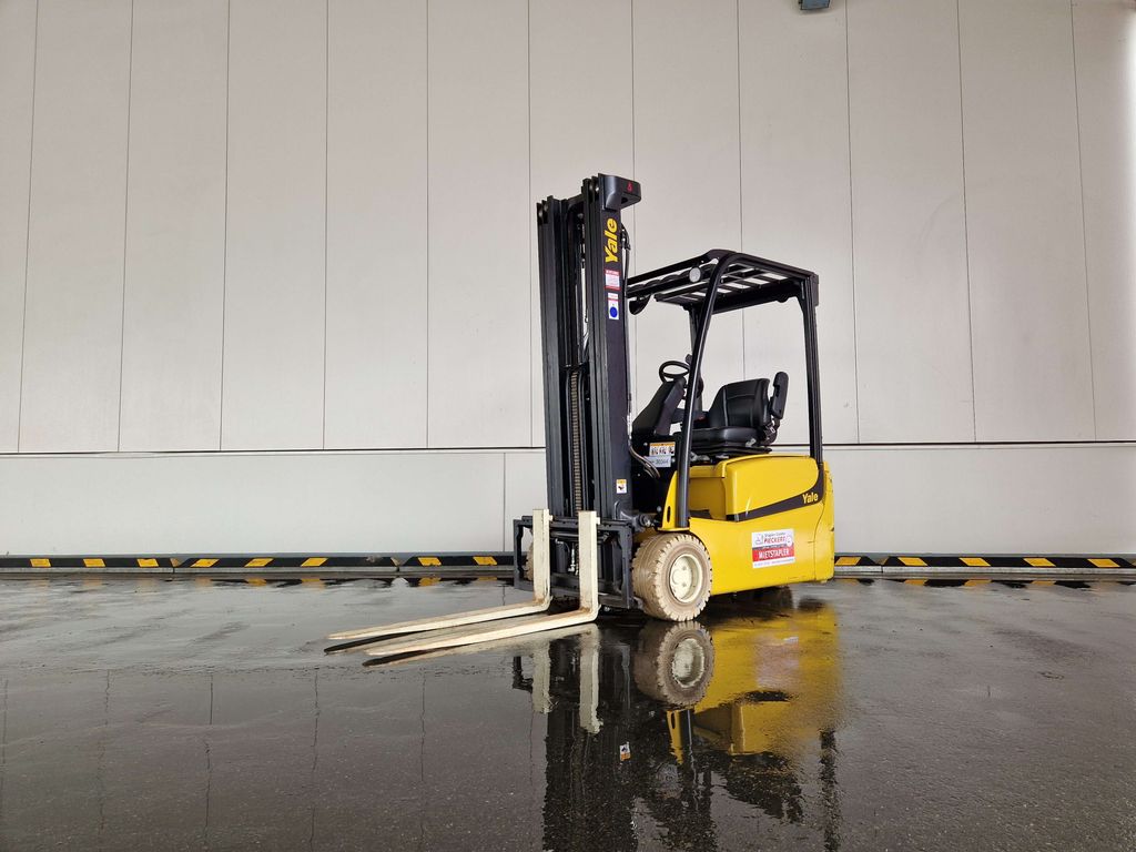 Frontstapler gebraucht: Yale 3-Rad Elektrostapler ERP20VT(MWB) Yale ERP20VT(MWB) 3-Rad Elektrostapler