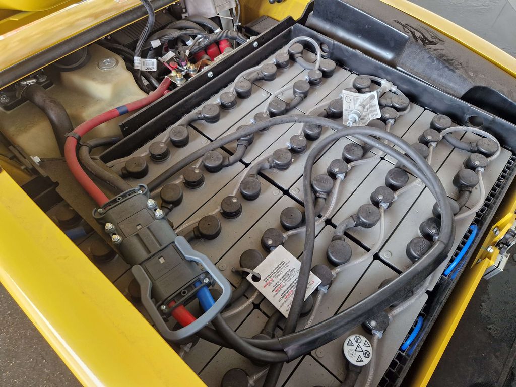 Frontstapler gebraucht: Yale 3-Rad Elektrostapler ERP20VT(MWB) Yale ERP20VT(MWB) 3-Rad Elektrostapler