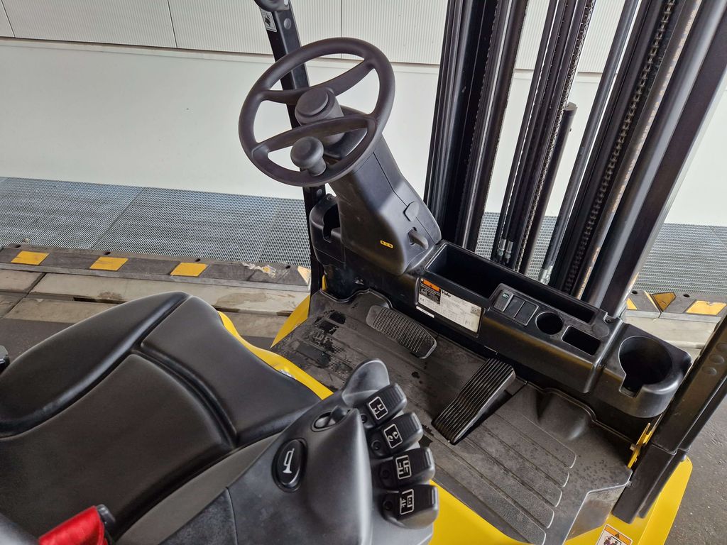 Frontstapler gebraucht: Yale 4-Rad Elektrostapler ERP35VL. Yale ERP35VL. 4-Rad Elektrostapler