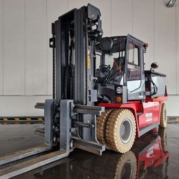 Kalmar ECG80-9. 4-Rad Elektrostapler