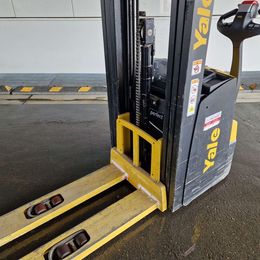 Gabelhochhubwagen gebraucht: Yale Hochhubwagen MS12AC Yale MS12AC Hochhubwagen