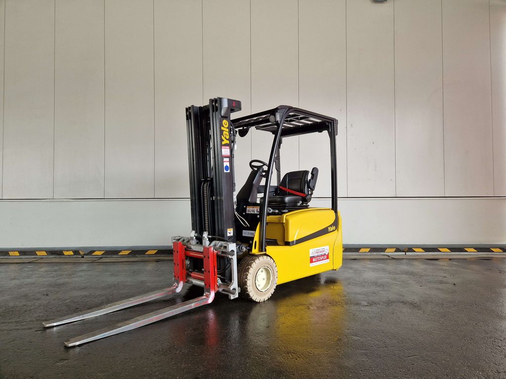 Frontstapler gebraucht: Yale 3-Rad Elektrostapler ERP20VT. Yale ERP20VT. 3-Rad Elektrostapler