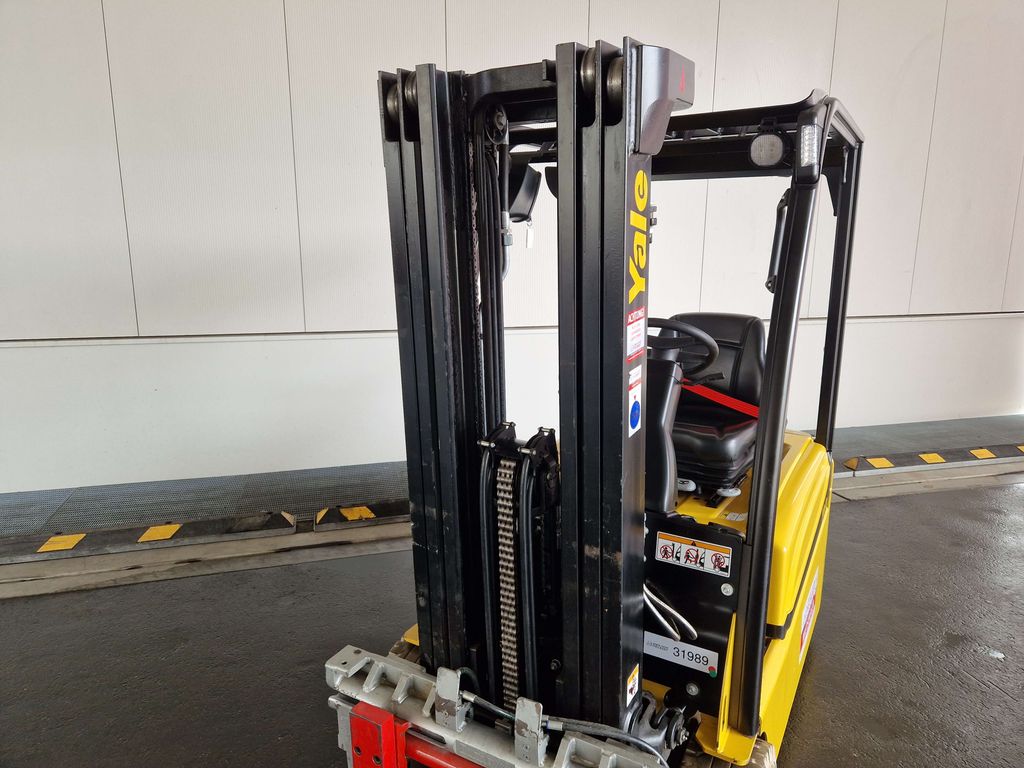Frontstapler gebraucht: Yale 3-Rad Elektrostapler ERP20VT. Yale ERP20VT. 3-Rad Elektrostapler