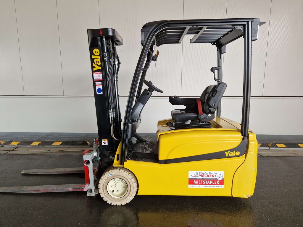 Frontstapler gebraucht: Yale 3-Rad Elektrostapler ERP20VT. Yale ERP20VT. 3-Rad Elektrostapler