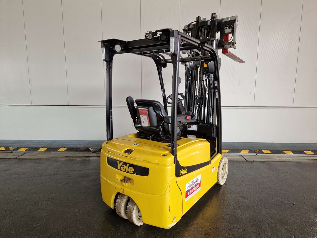 Frontstapler gebraucht: Yale 3-Rad Elektrostapler ERP20VT. Yale ERP20VT. 3-Rad Elektrostapler