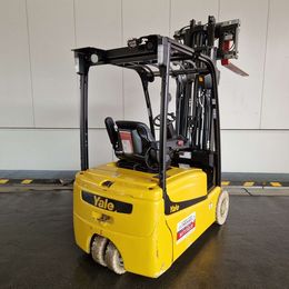 Frontstapler gebraucht: Yale 3-Rad Elektrostapler ERP20VT. Yale ERP20VT. 3-Rad Elektrostapler