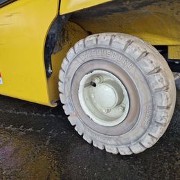 Yale ERP35VL 4-Rad Elektrostapler