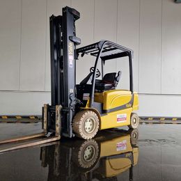 Yale ERP35VL 4-Rad Elektrostapler