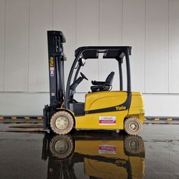 Yale ERP35VL 4-Rad Elektrostapler