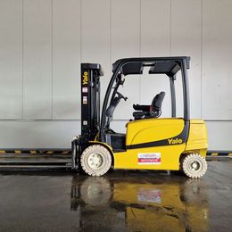 Yale ERP35VL 4-Rad Elektrostapler